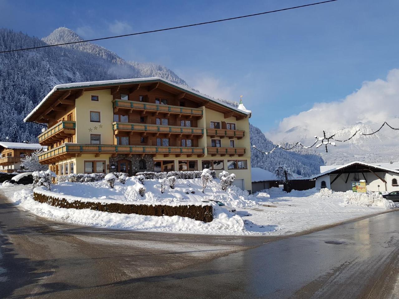 Jaeger Zillertal Hotel 3*